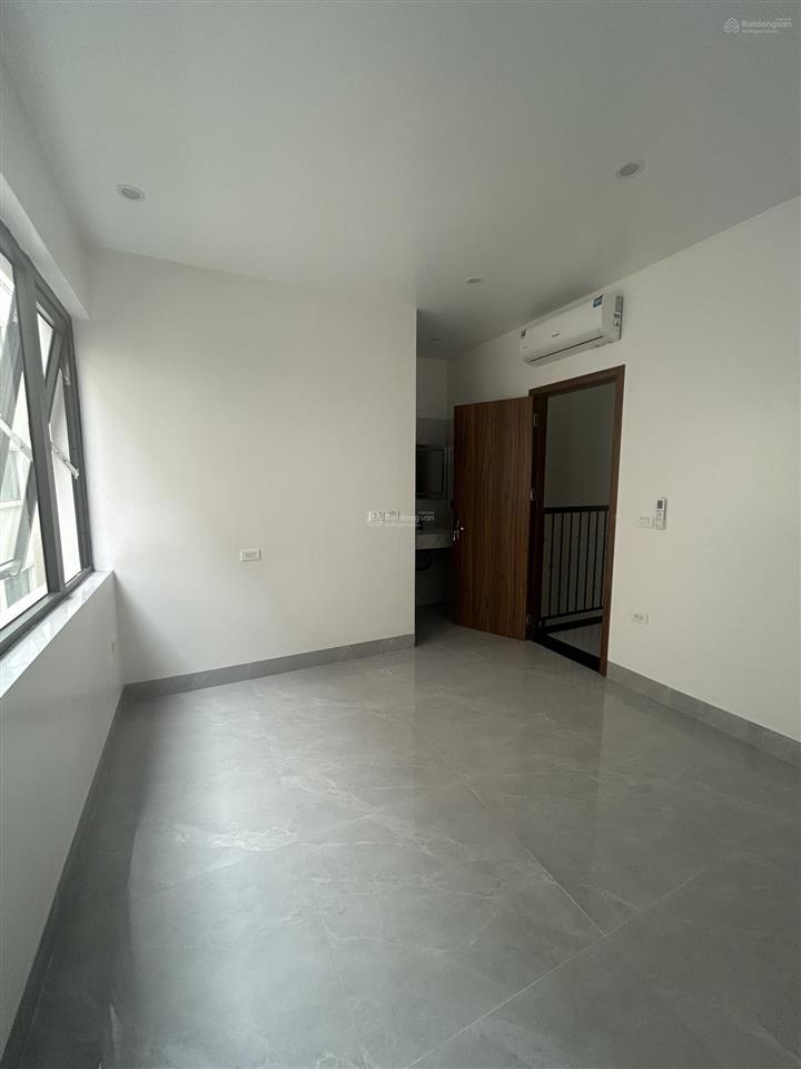 Cho thuê nhà 65m², hoàn thiện 5 tầng, 11 triệu/ tháng