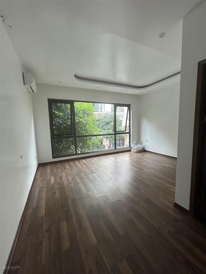 Cho thuê nhà 65m², hoàn thiện 5 tầng, 11 triệu/ tháng