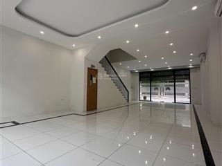 Cần cho thuê căn shophouse 102m2 hoàn thiện 2 tầng. 13tr/1 tháng