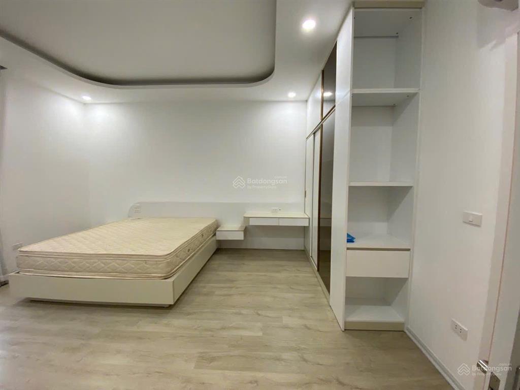 Cần cho thuê biệt thự tứ lập tại vinhomes ocean park 3 full đồ, 30 triệu/1 tháng