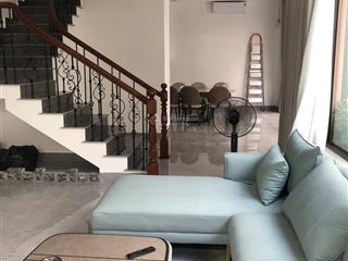Cần cho thuê biệt thự tứ lập tại vinhomes ocean park 3 full đồ, 30 triệu/1 tháng