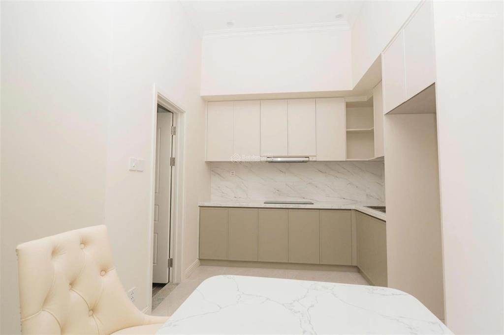 Cần cho thuê nhà liền kề 78m2 ở vin 3, 12 triệu/1 tháng bao phí dịch vụ, vinhomes ocean park 3