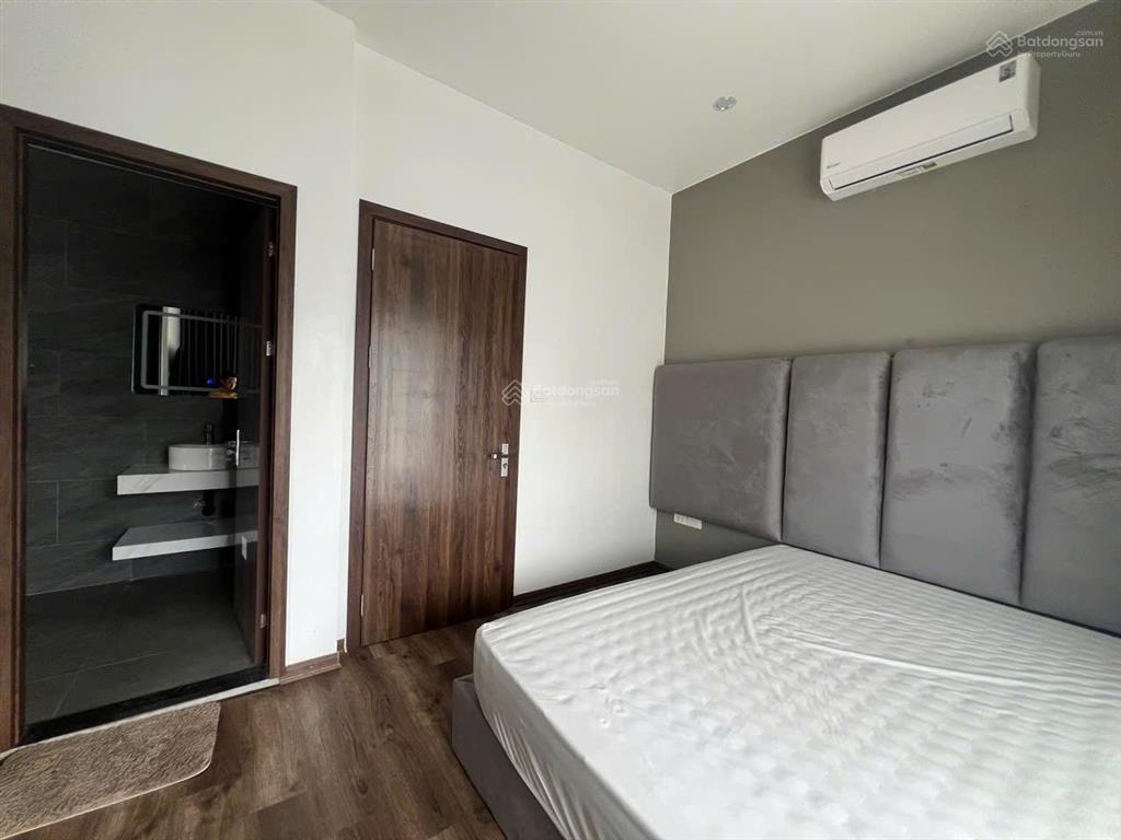 Cần cho thuê nhà 5 tầng, vin 3, full đồ 18tr/ tháng
