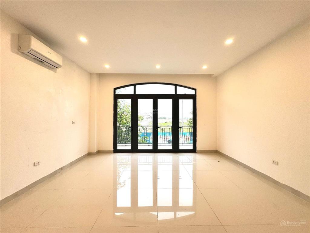 Cho thuê nhà 70m2 hoàn thiện 2 tầng ở chà là 8triệu/1 tháng (bao phí)