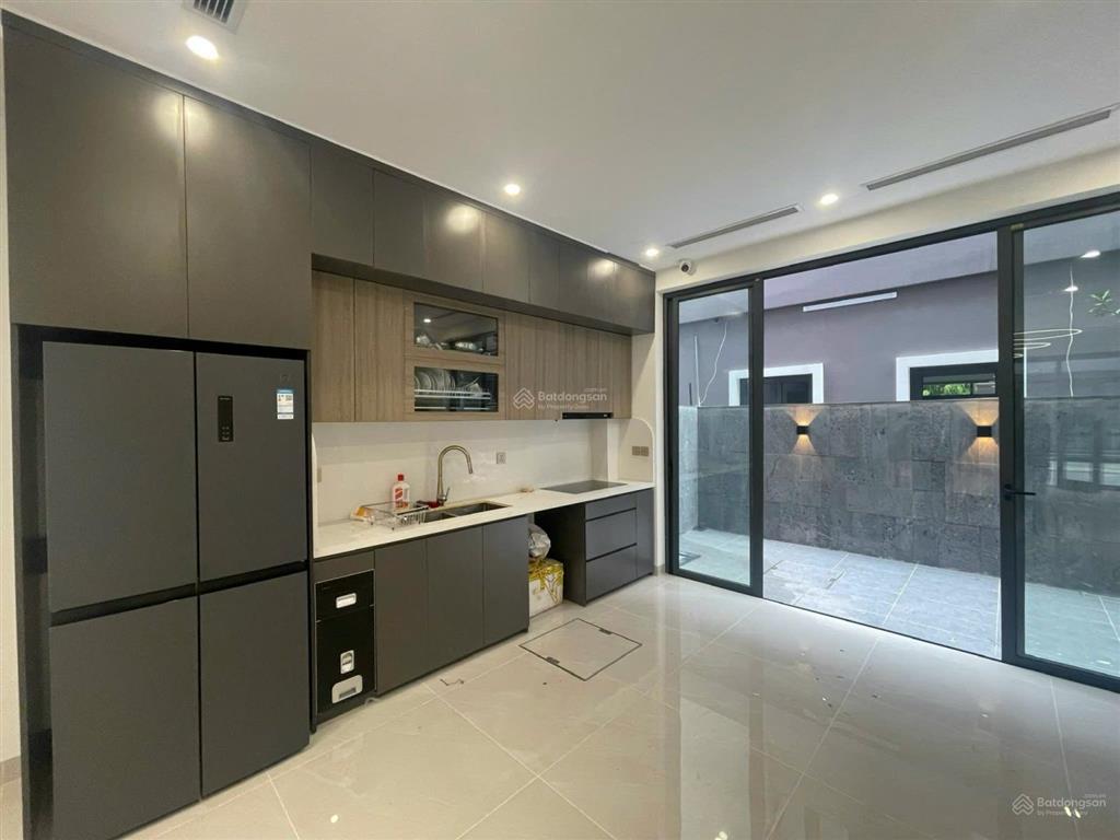 22 triệu/1 tháng nhà 5 tầng, full đồ, nội thất luxury tại vin 3