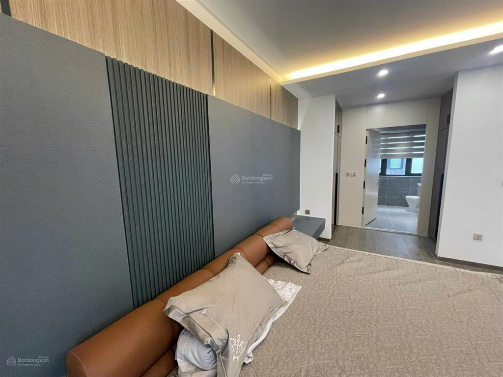 22 triệu/1 tháng nhà 5 tầng, full đồ, nội thất luxury tại vin 3