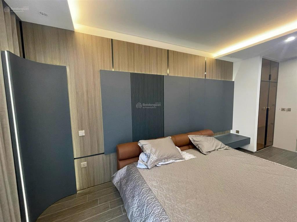 22 triệu/1 tháng nhà 5 tầng, full đồ, nội thất luxury tại vin 3