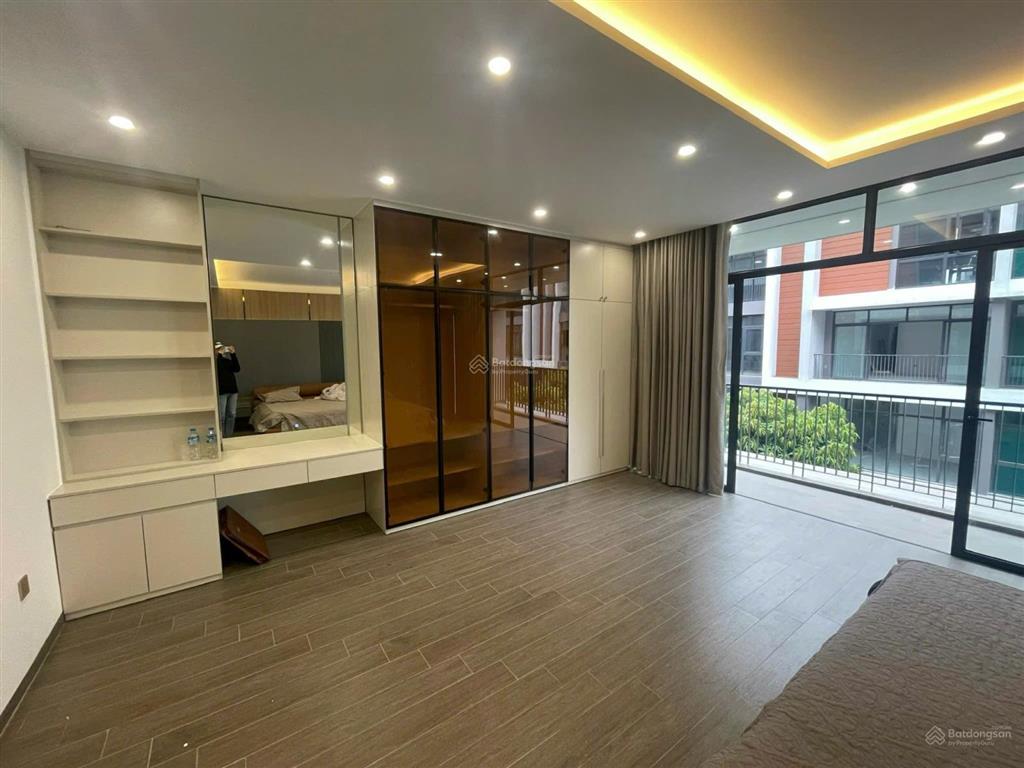 22 triệu/1 tháng nhà 5 tầng, full đồ, nội thất luxury tại vin 3