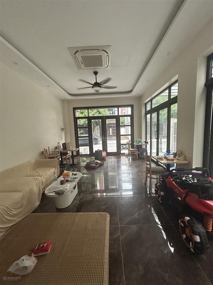 Cho thuê nhà 5 tầng tại vịnh thiên đường, vin 3, 15 triệu/1 tháng (bao phí dịch vụ)