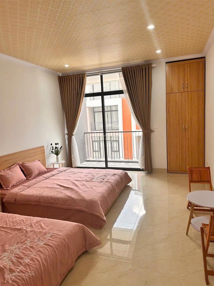 16 triệu/ 1 tháng  bao phí  4 tầng  vinhomes ocean park 3