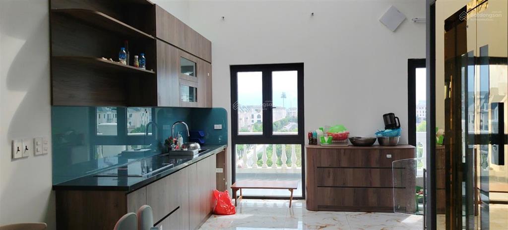Cho thuê shophouse 5 tầng, trung tâm vin 2,3, 37 triệu/1 tháng, 2 mặt tiền