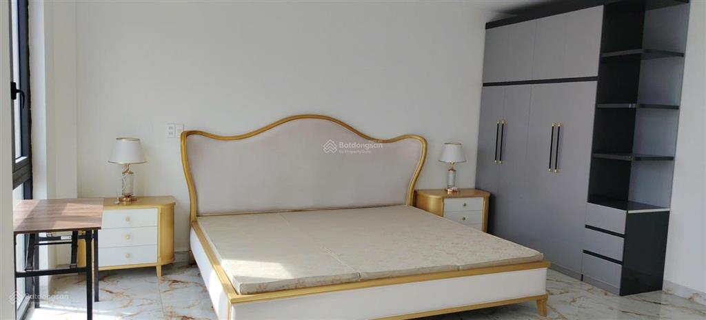Cho thuê shophouse 5 tầng, trung tâm vin 2,3, 37 triệu/1 tháng, 2 mặt tiền