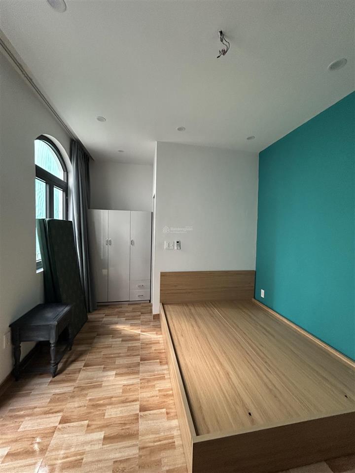 Cho thuê nhà ở vinhomes ocean park 2. chà là 11 triệu 1 tháng
