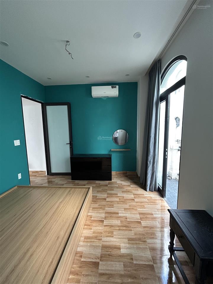 Cho thuê nhà ở vinhomes ocean park 2. chà là 11 triệu 1 tháng