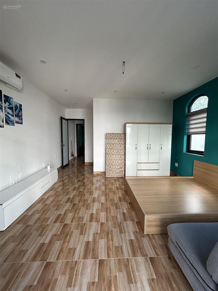 Cho thuê nhà ở vinhomes ocean park 2. chà là 11 triệu 1 tháng
