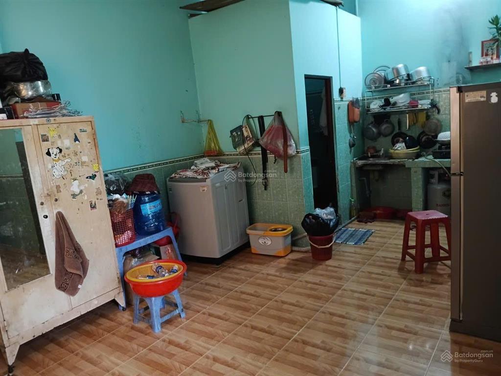 Bán nhà chính chủ lòng chợ tân bửu, bên lức.