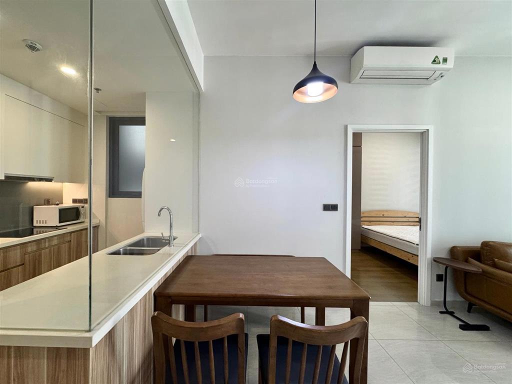 Q2 thảo điền 1pn có sổ hồng sẵn view hồ bơi mát mẻ giá 8 tỷ