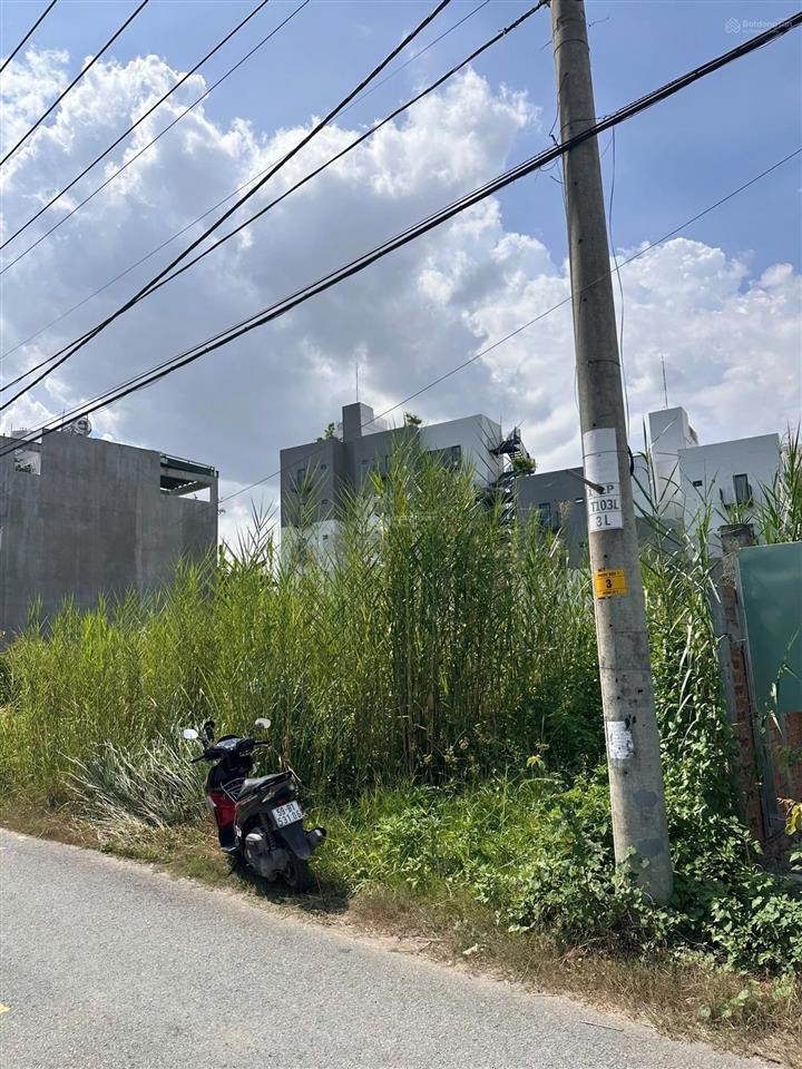 Bán 190.6m2 ngày đình phước hậu, long phước đường số 9 giá chỉ 4,25 tỷ