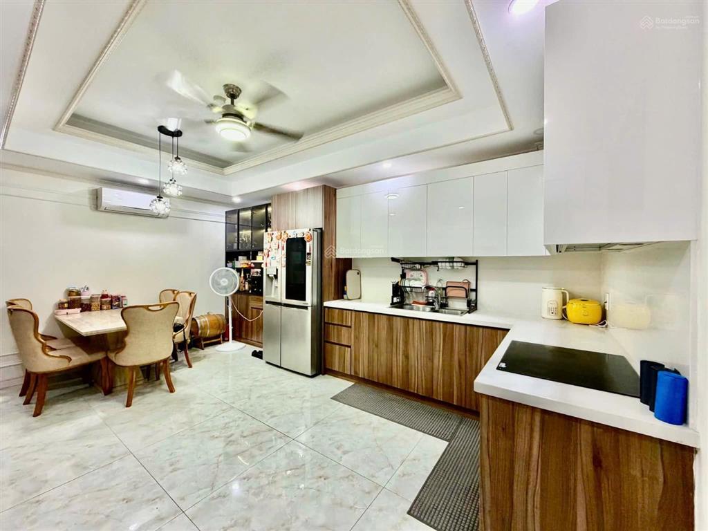 Bán gấp căn hộ 3pn, 2wc, 95m2 tại homyland riverside, giá tốt 6,3 tỷ