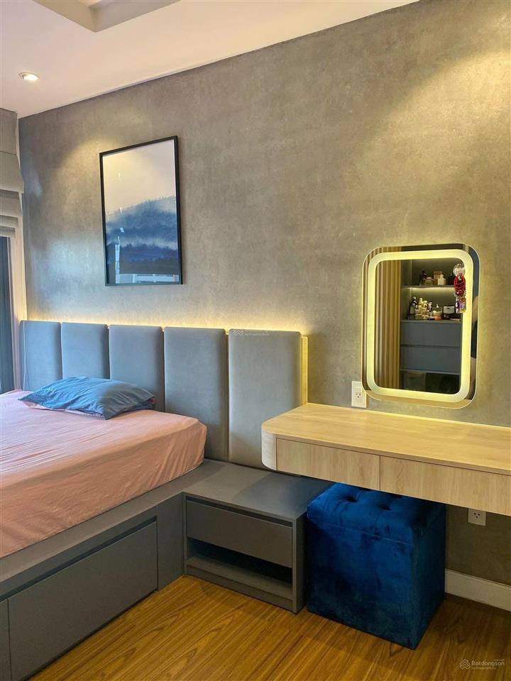 Bán căn hộ safira khang điền 1pn+, 3,7 tỷ, 49,3 m2, view hồ bơi và quận 1 tầng cao