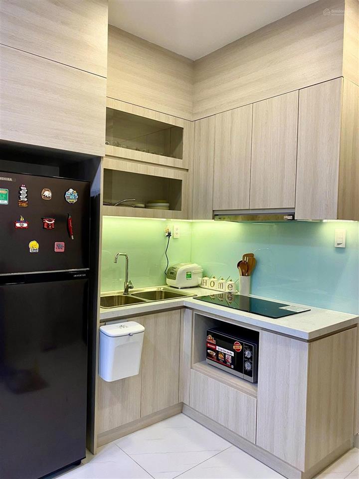 Bán căn hộ safira khang điền 1pn+, 3,7 tỷ, 49,3 m2, view hồ bơi và quận 1 tầng cao
