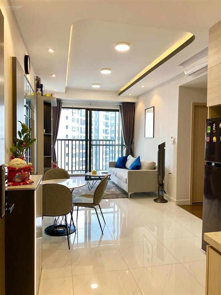Bán căn hộ safira khang điền 1pn+, 3,7 tỷ, 49,3 m2, view hồ bơi và quận 1 tầng cao