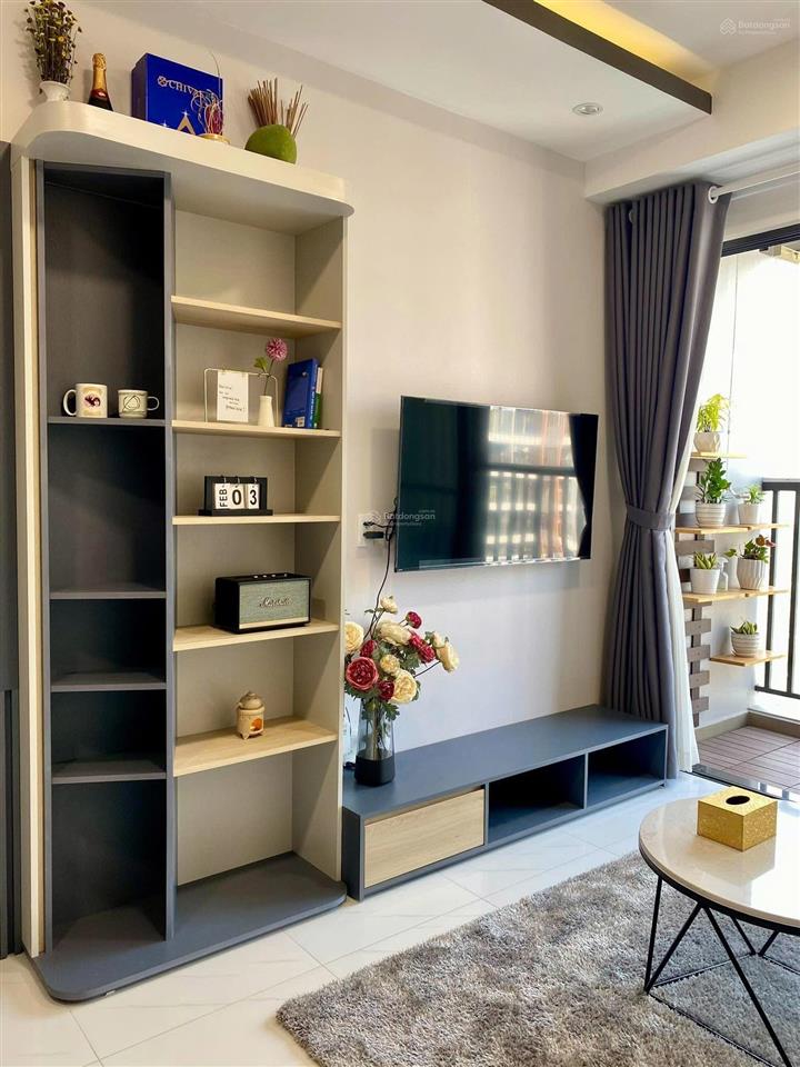 Bán căn hộ safira khang điền 1pn+, 3,7 tỷ, 49,3 m2, view hồ bơi và quận 1 tầng cao