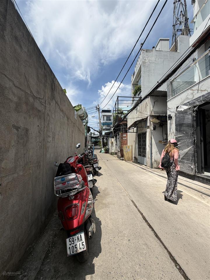 Review nhà phố 5 tầng đẹp ngang 4,7m giá chỉ 6,6 tỷ xin chào cô chú anh chị! hôm na