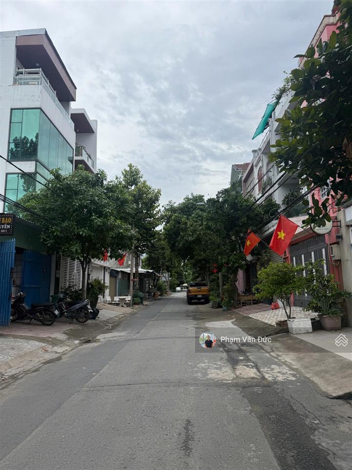 Bán lô đất sát vành đai 2 . 115 m giá tốt 6.5 tỉ có tl . đường xe tải xây cao tầng