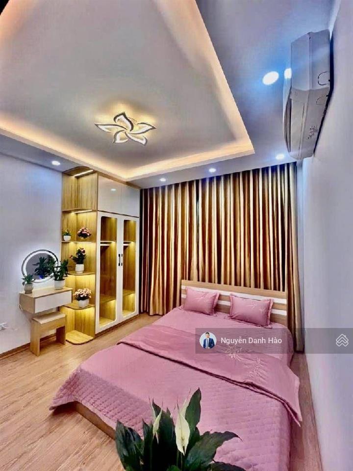Hiếm phân khúc gần 6 tỷ  nhà 5 tầng  trung tâm đống đa, 20m ra ô tô  nội thất cao cấp.
