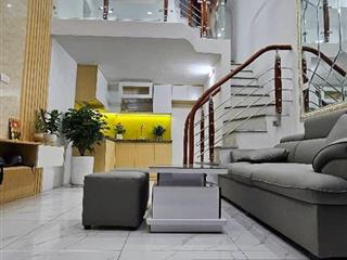 Hiếm phân khúc gần 6 tỷ  nhà 5 tầng  trung tâm đống đa, 20m ra ô tô  nội thất cao cấp.