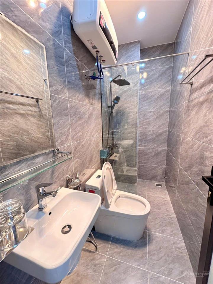 Chính chủ cần tiền bán gấp nhà khu cam lộ, hồng bàng 43m2 4 tầng 4 ngủ ở ngay chỉ hơn 2 tỷ