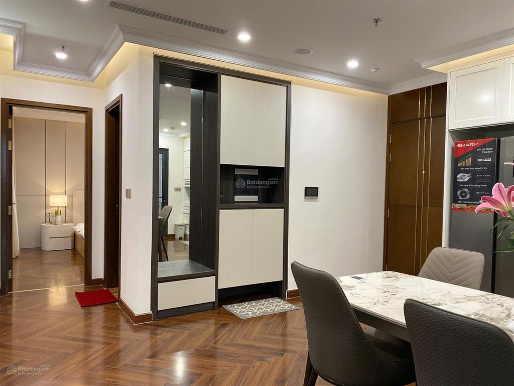 Bán căn 2 ngủ view bể bơi 67m2 chỉ hơn 2 tỷ