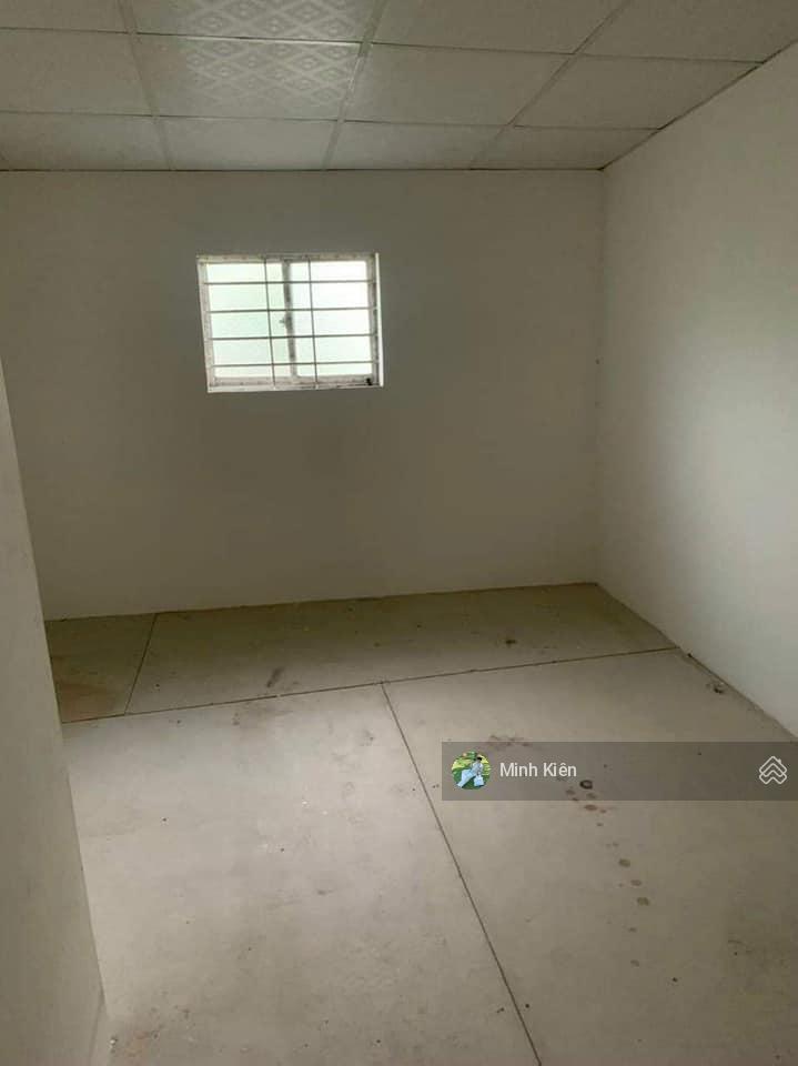 Chủ gửi bán căn nhà dt 98m2, bàn giao thô, sổ riêng ngay đường trung mỹ tân xuân