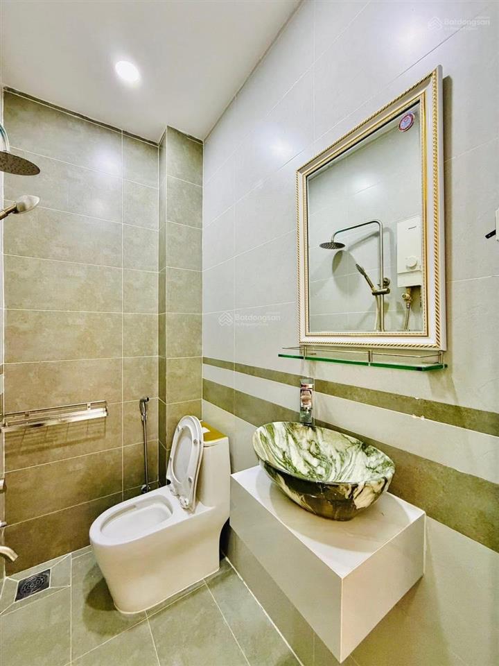 Sang nhanh căn nhà đỗ xuân hơp, quận 9. giá 5,5 tỷ, 48 m2, tiện ích đầy đủ, đường hẻm xe hơi 5m