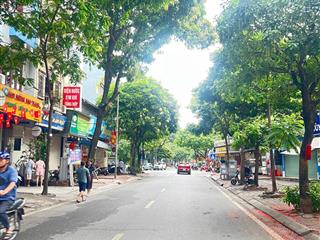 Siêu phẩm đất vàng dương khuê 79,5m mt 5,99m phân lô ô tô tránh kinh doanh đa dạng
