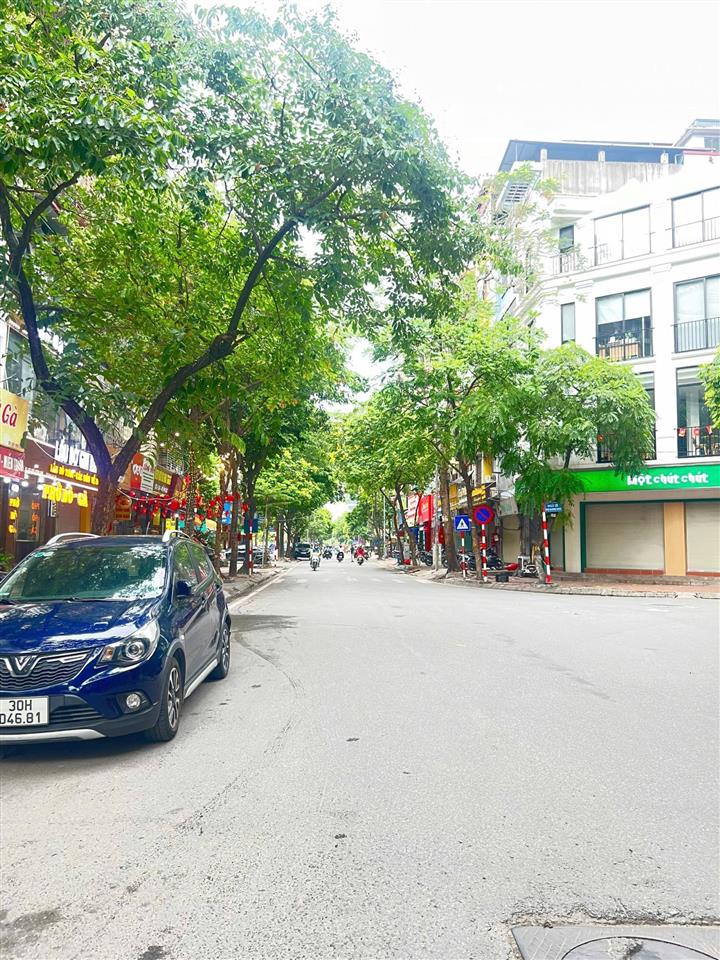 Siêu phẩm đất vàng dương khuê 79,5m mt 5,99m phân lô ô tô tránh kinh doanh đa dạng