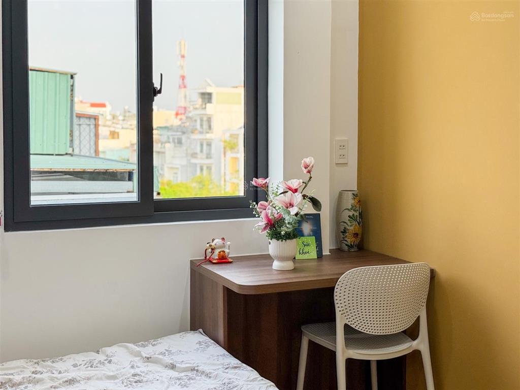 Căn hộ dịch vụ full mới đang khai thác, dòng tiền sinh lợi 1 tỷ /năm, phạm văn bạch, p12, gò vấp