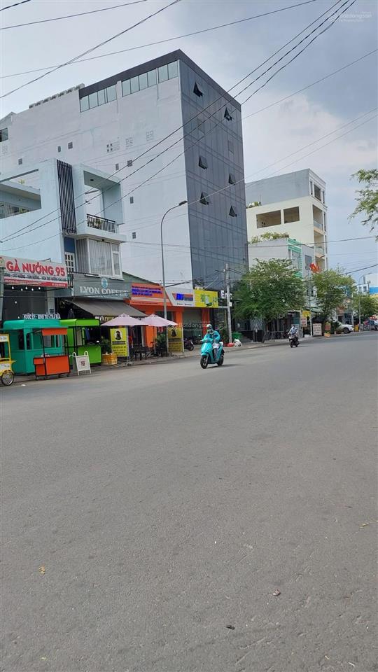 Bán nhà 4 tầng căn góc 2mt phạm văn bạch, ngang 8x16m, đang cho thuê 50t/tháng  p15, qtb