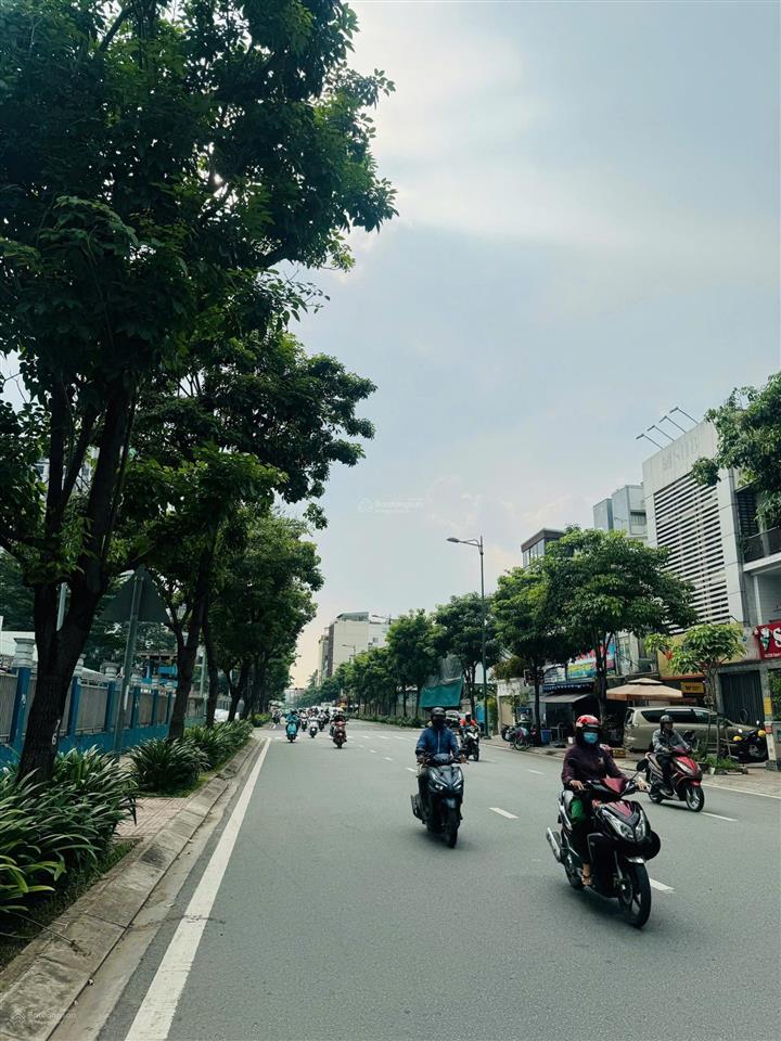 Bán nhà 3 tầng mặt tiền kinh doanh phạm văn bạch ngang 7m,siêu vị trí làm vp,buiding showroom,qtb