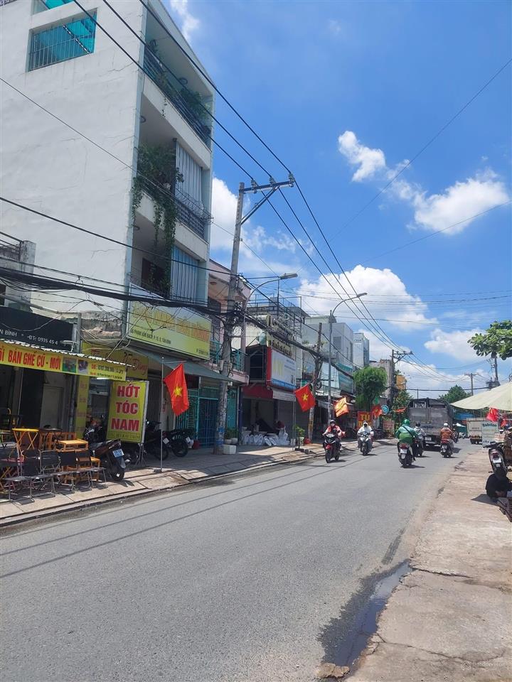 Bán nhà riêng 5.05x17m, mt đường phạm văn bạch, 13,95 tỷ, 86m2, 3pn, 3wc
