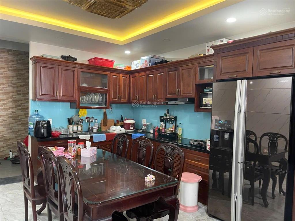 Xuất cảnh bán nhà mặt tiền hoàng bật đạt +5 tầng, khu phân lô đẳng cấp p.15, tb