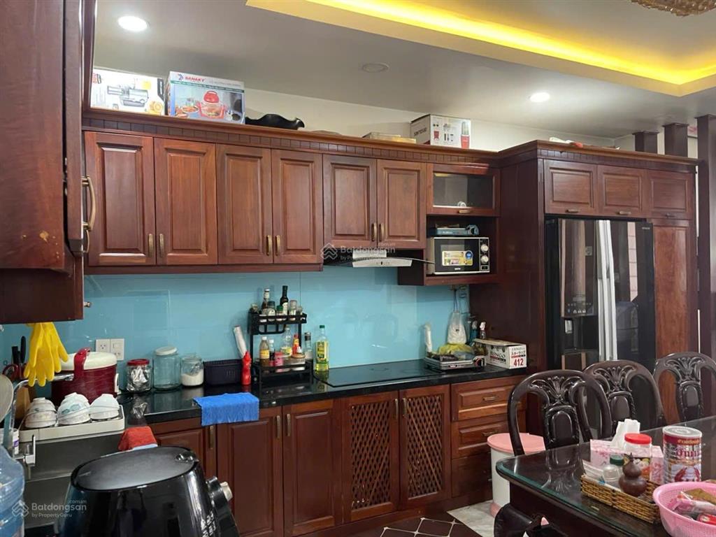 Bán nhà mặt phố tại hoàng bật đạt, 13,8 tỷ, 64 m2, 5pn, 5wc, pháp lý đầy đủ
