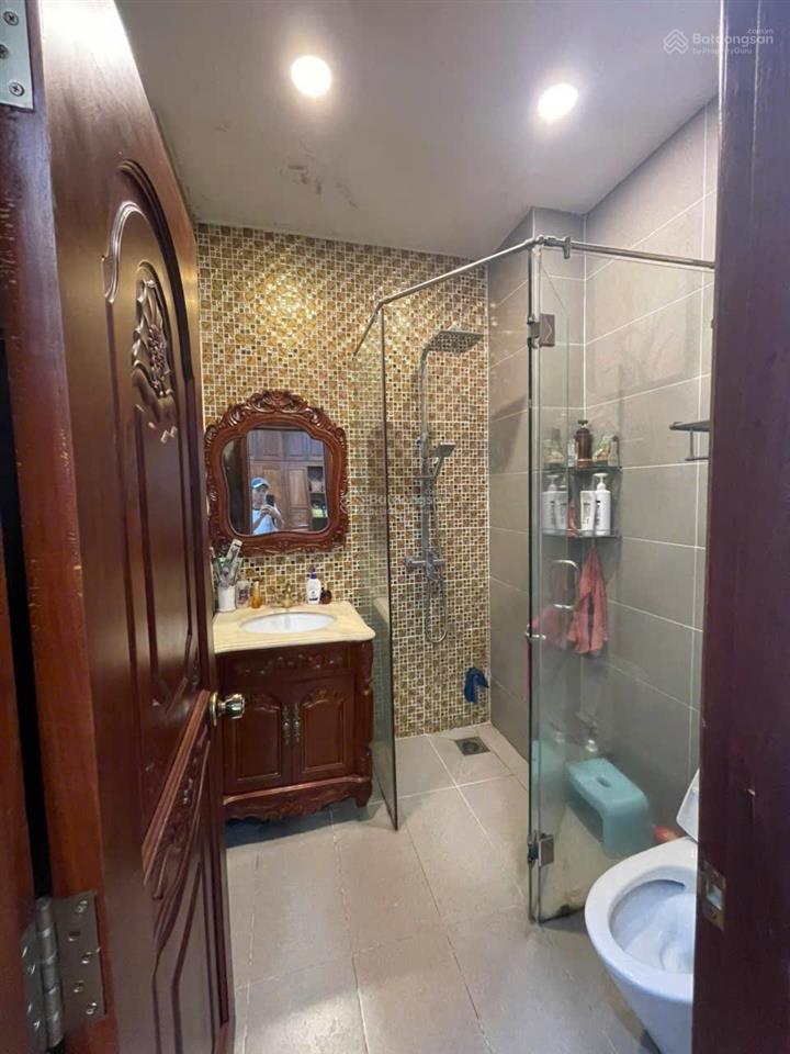 Bán nhà mặt phố tại hoàng bật đạt, 13,8 tỷ, 64 m2, 5pn, 5wc, pháp lý đầy đủ