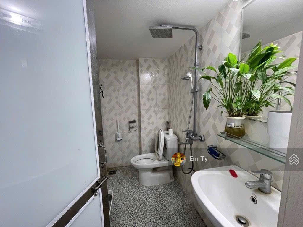 Chính chủ bán nhà lê trọng tấnhạ tầng đồng bộôtô đỗ cửa30m ra phốhàng xóm quan chứcdt40m8tỷ15
