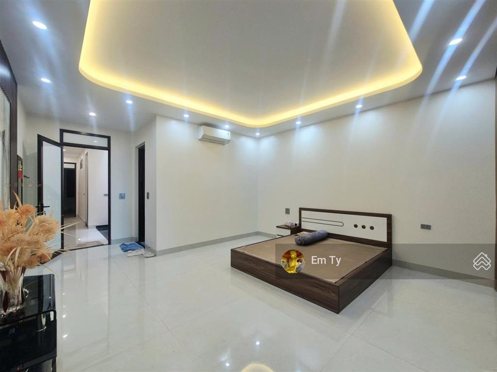Chính chủ bán nhà phú lươnglô góc 2 mặt thoáng50m ra ô tôhàng xóm quan chứcdt 58m2giá 8 tỷ 15