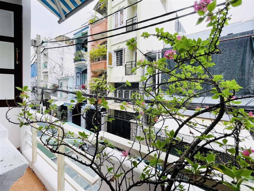 Ngộp bank giảm 1 tỷ từ 9 tỷ về 8 tỷ  cô bắc thông phan xích long, phan đình phùng  lô góc ~ 50m2
