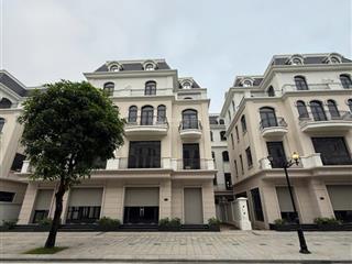 Cần bán kđ 6x 150m² gần vincom, đường 30 giá 20,5 tỷ.
