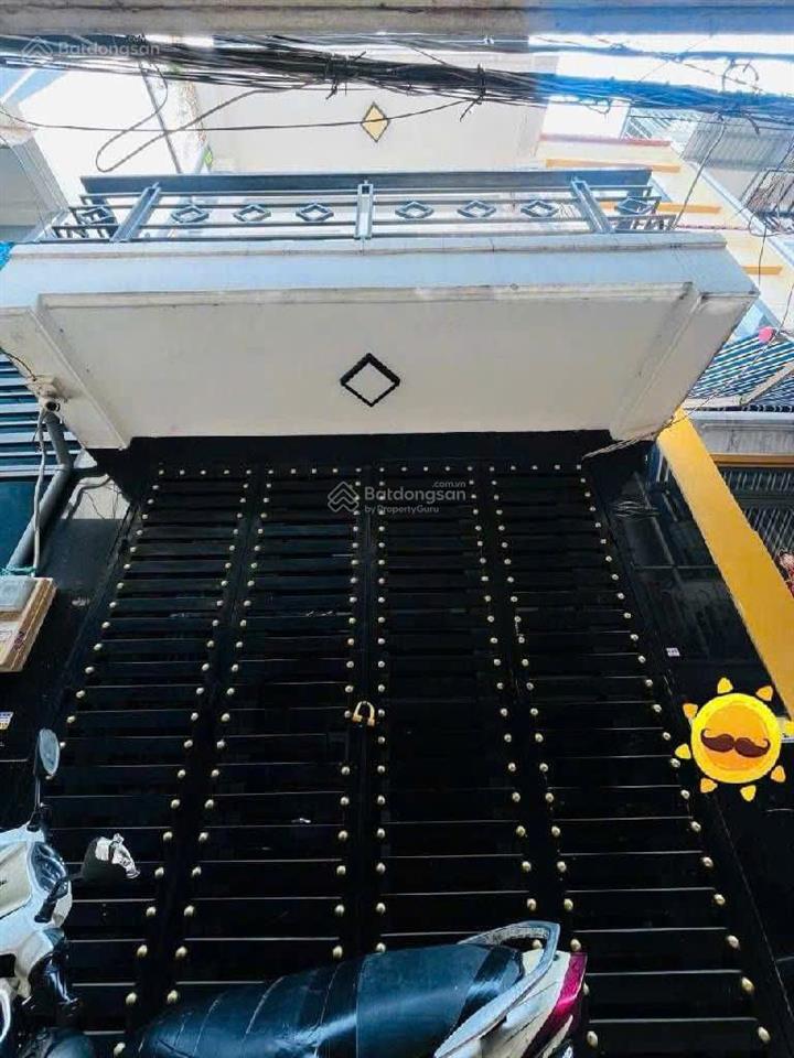 Nhà 3 tầng 4pn  cách mt chợ bùi văn ba 20m  hxh cách nhà 2 căn  shr  chỉ 4.86 tỷ