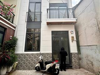 Hiếm nhà ngang bề thế 6 mét trần xuân soạn  hẻm trước nhà siêu lớn 6m  dt 30m2  chỉ 3.95 tỷ.